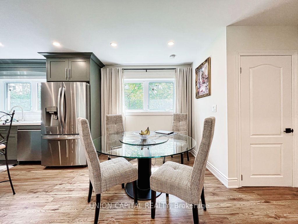 208 Glen Oak Dr
