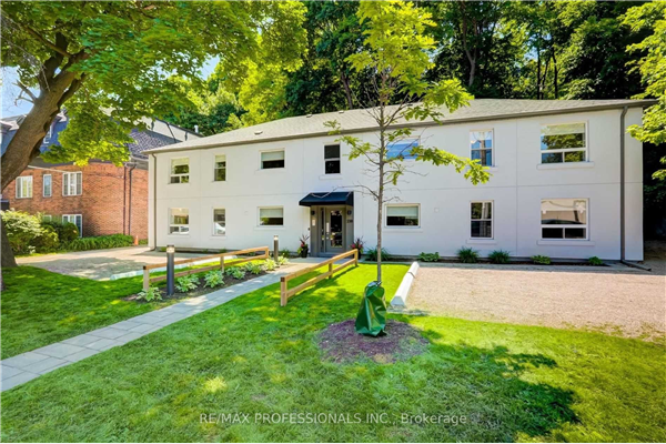 238 South Kingsway, Toronto