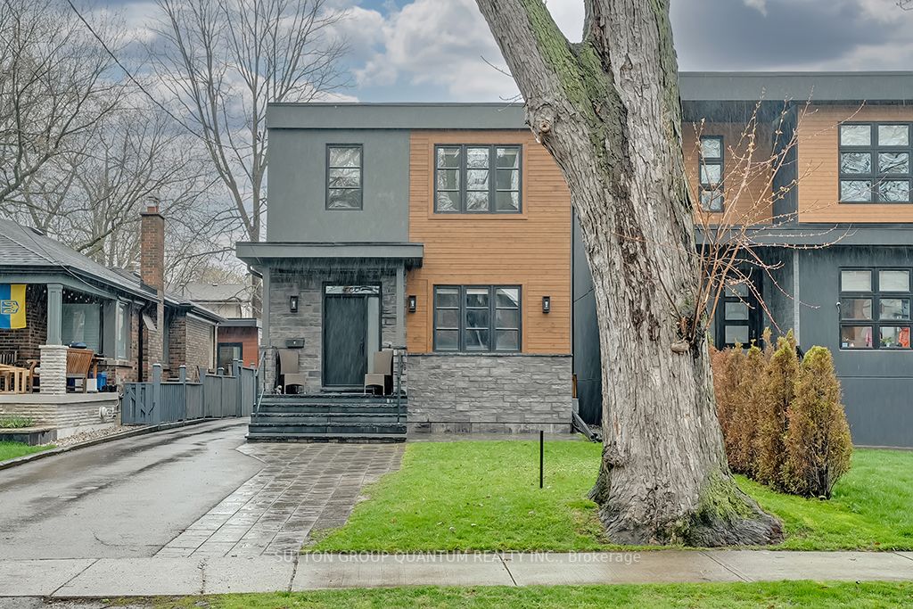 5 Dartmouth Cres