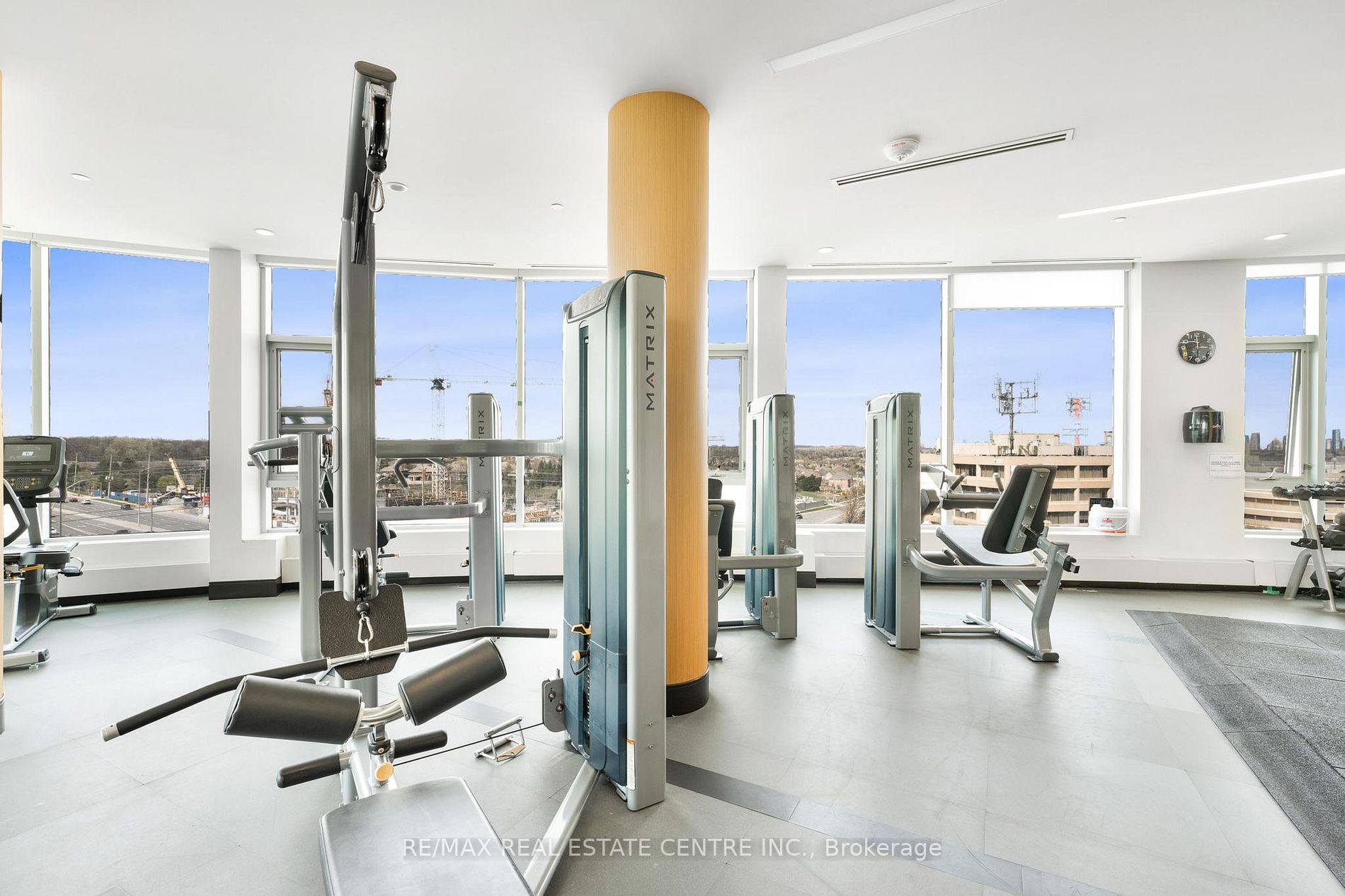 2520 Eglinton Ave W, #1813