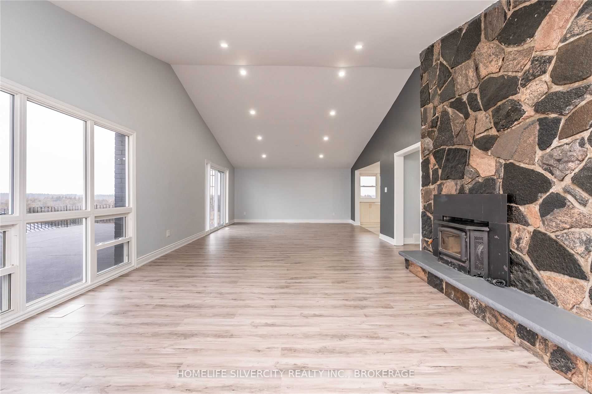 Listing W5999809 - Large Photo # 12