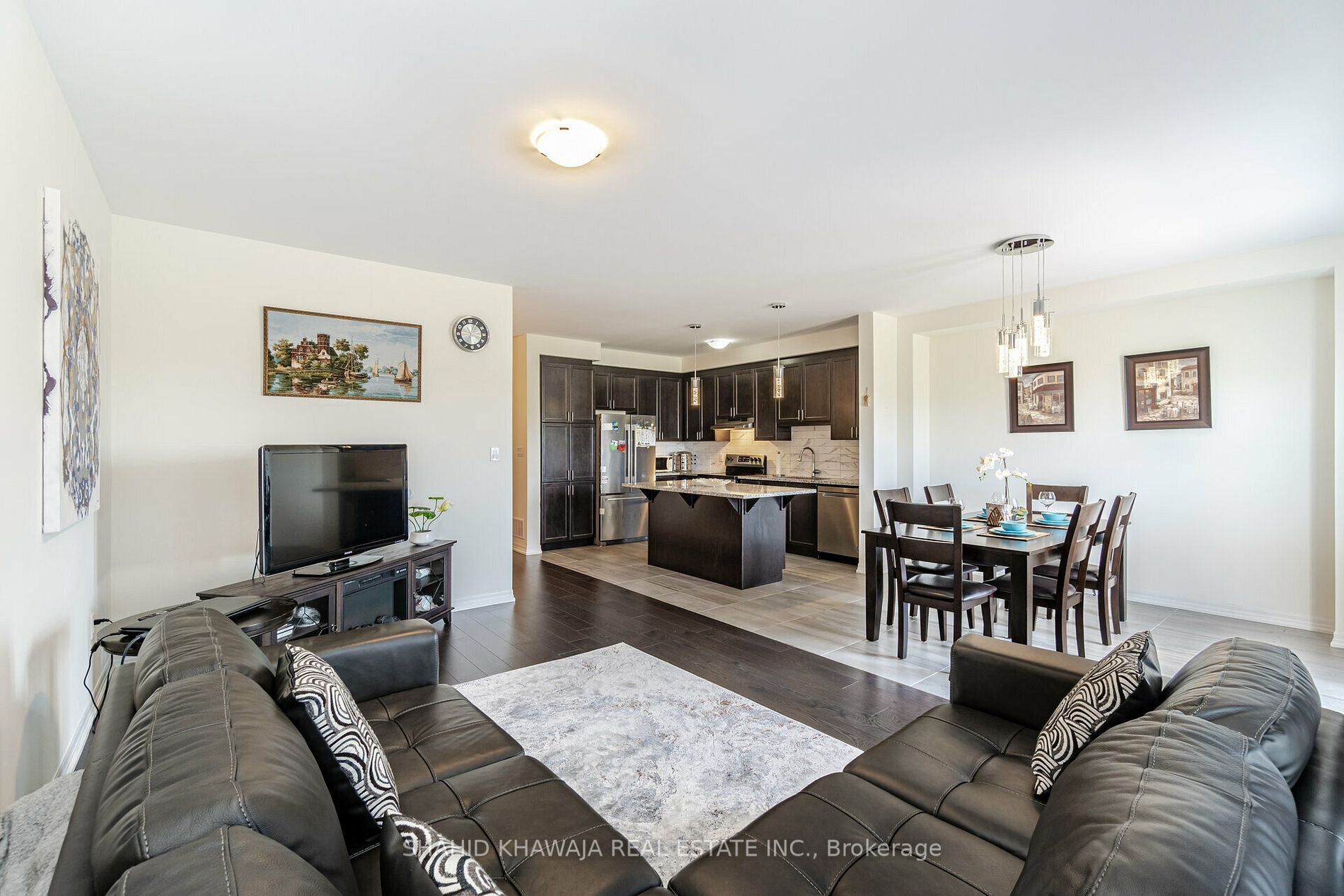 3470 Vernon Powell Drive W