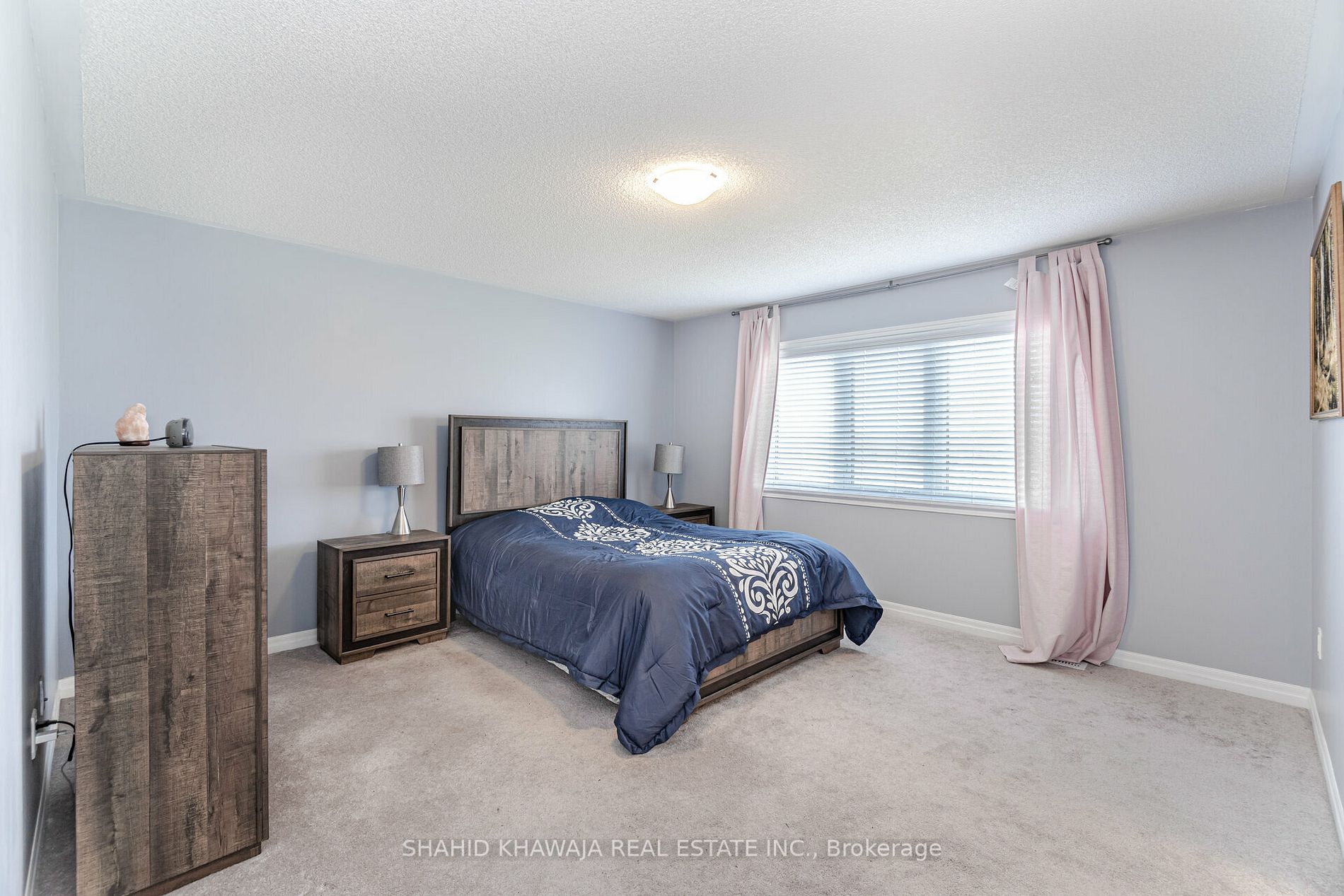 3470 Vernon Powell Drive W