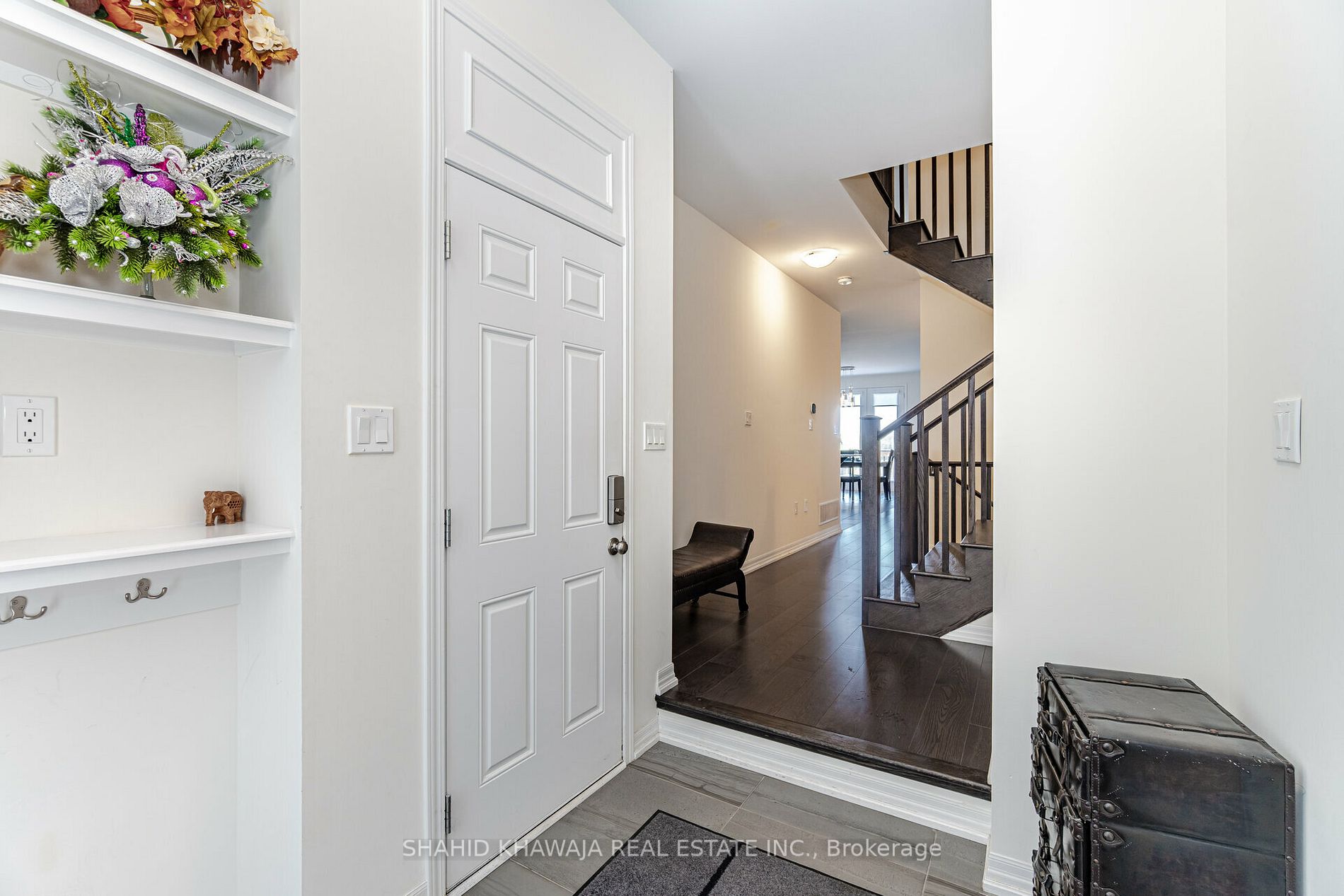 3470 Vernon Powell Drive W