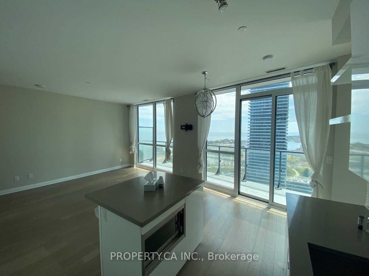 59 Annie Craig Drive, #2607