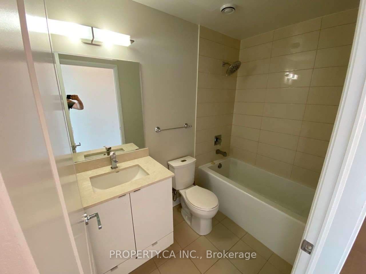 59 Annie Craig Drive, #2607