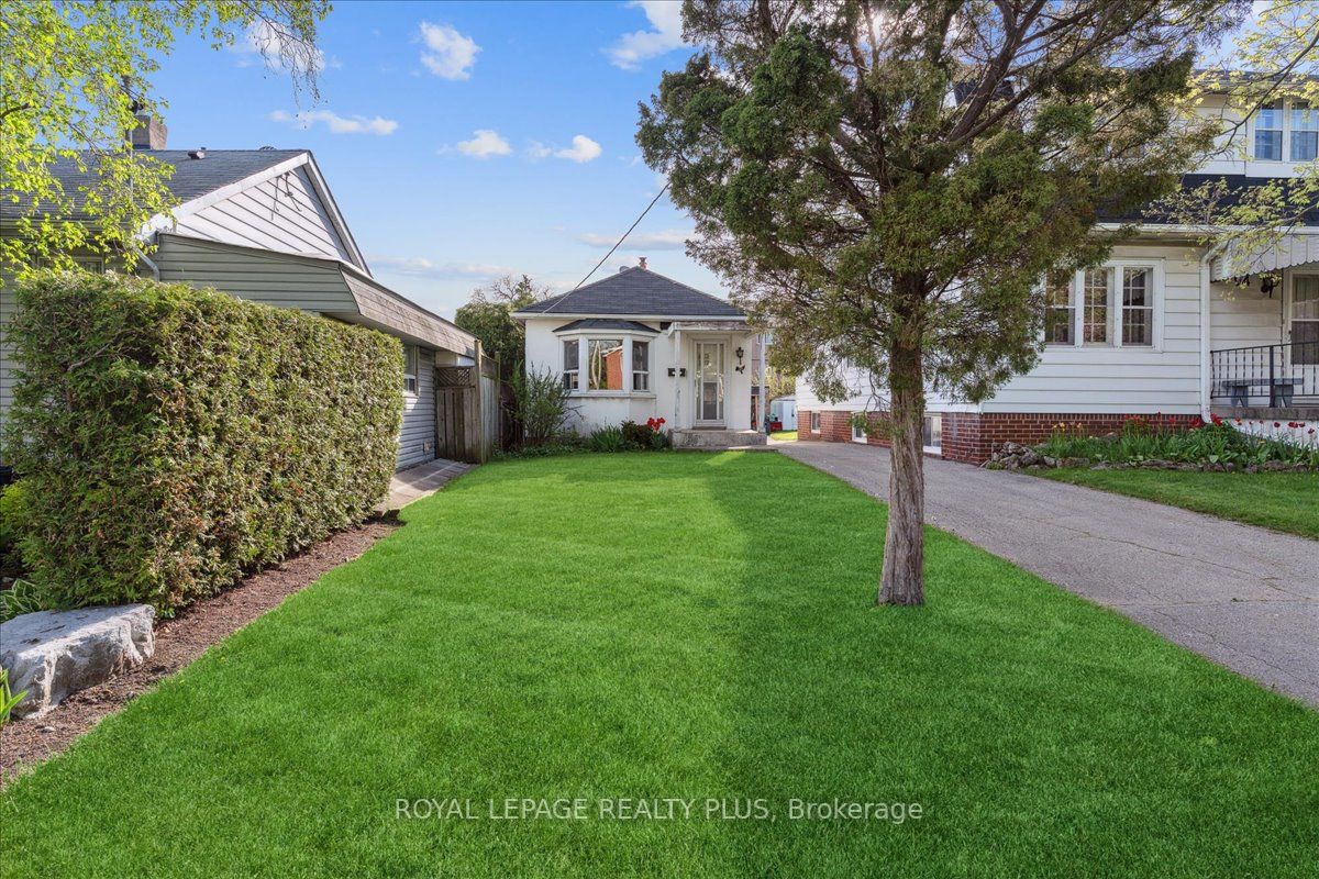Listing W6000156 - Large Photo # 1