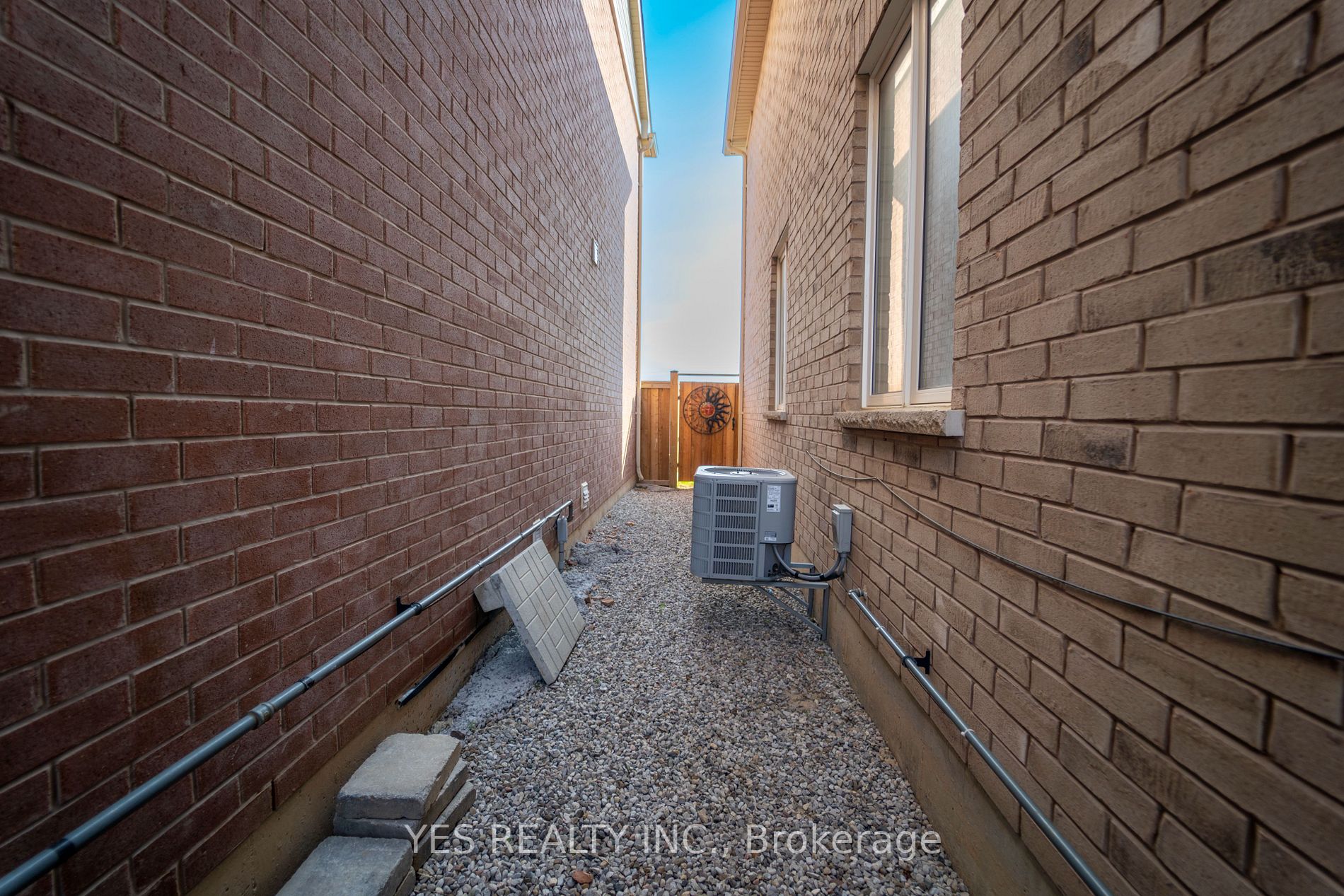 56 Callandar Rd