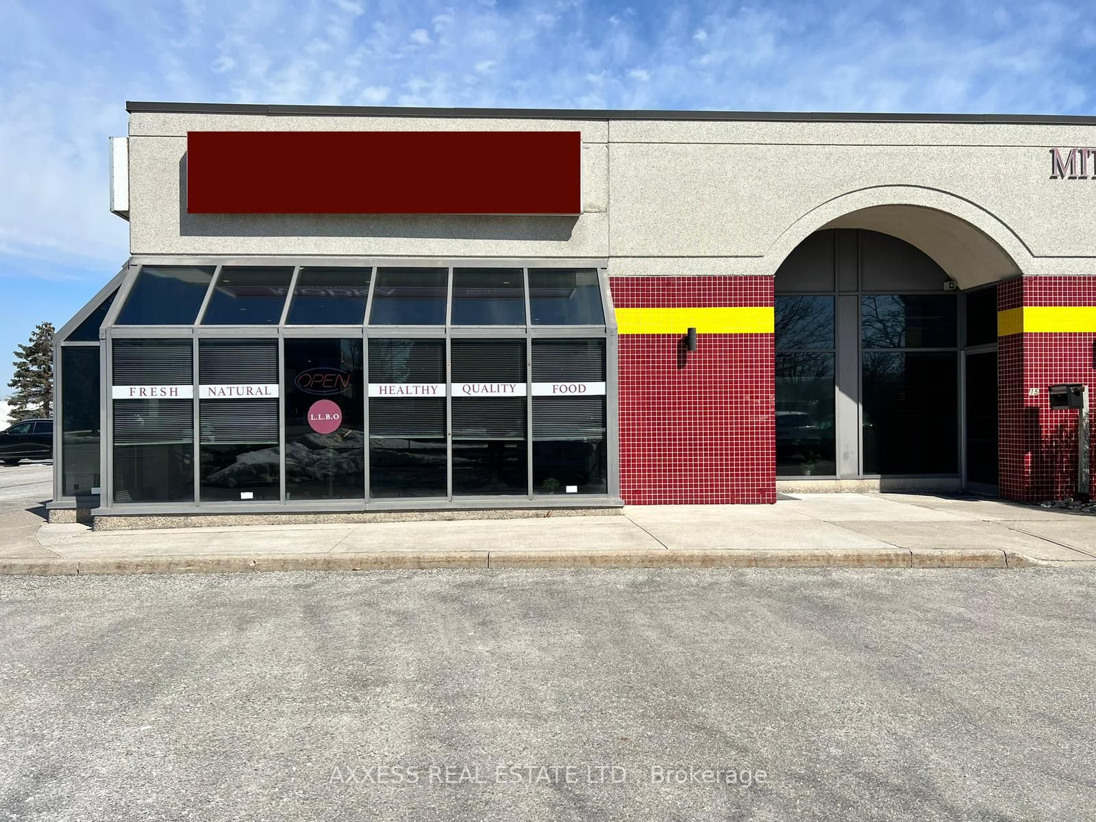 Listing W6000340 - Large Photo # 1