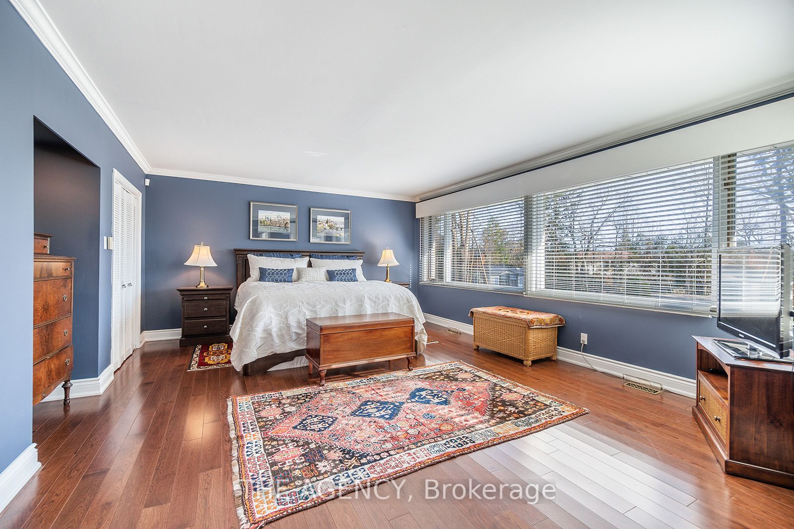 258 Westwood Dr