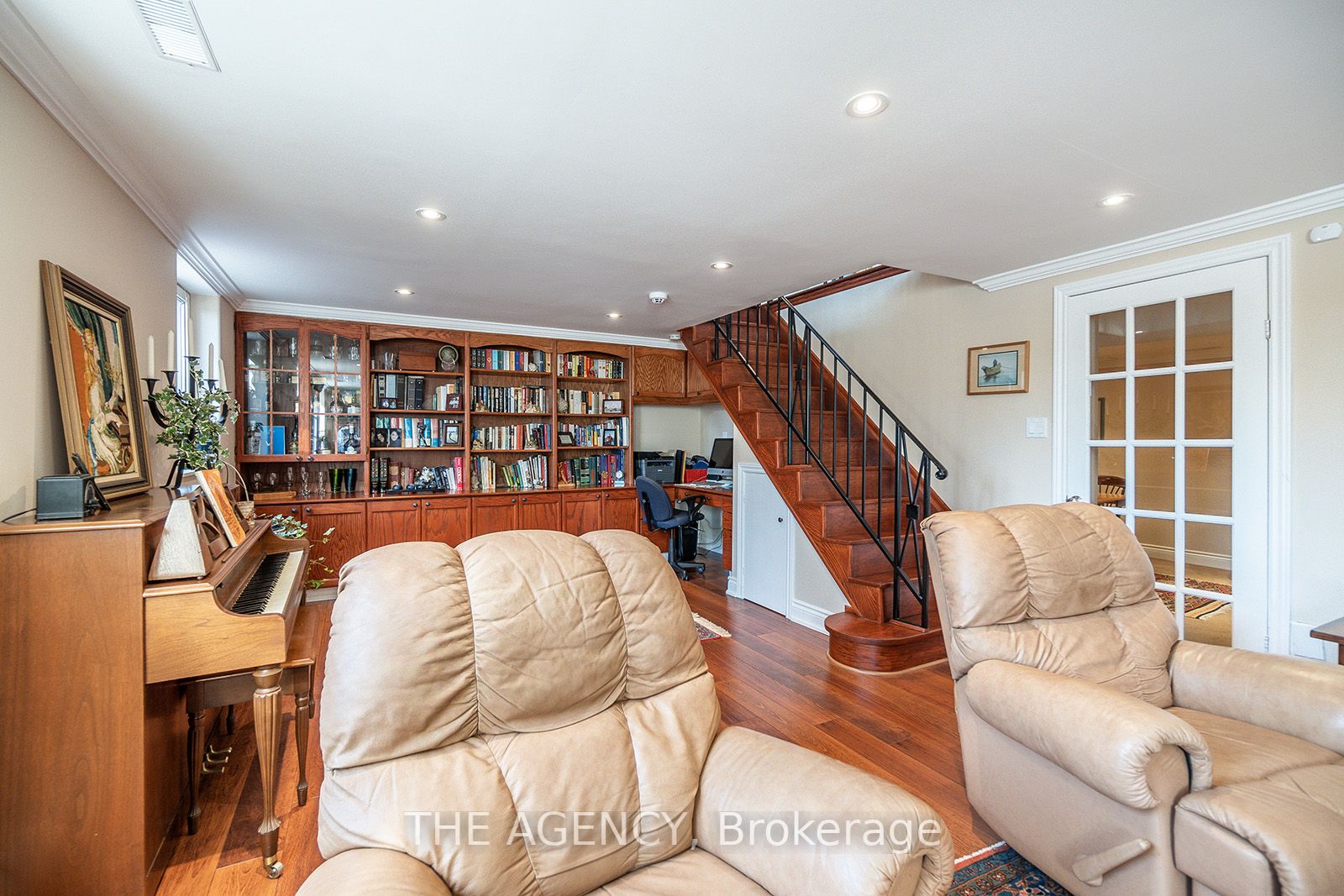 258 Westwood Dr