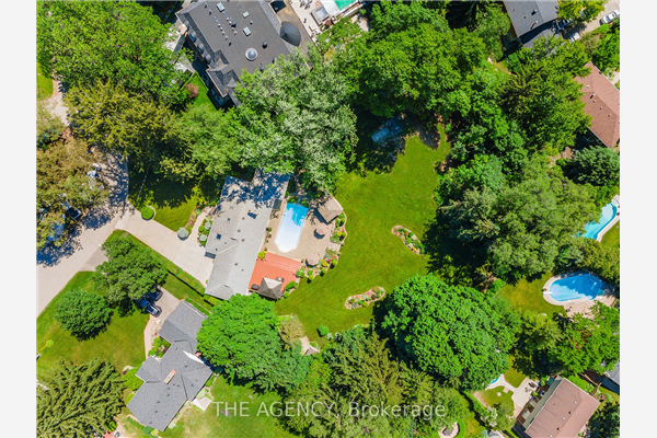 258 Westwood Dr, Oakville