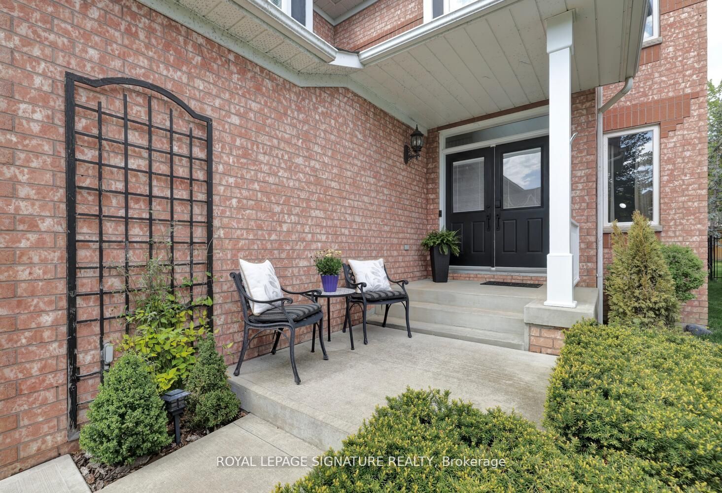 Listing W6001032 - Large Photo # 2
