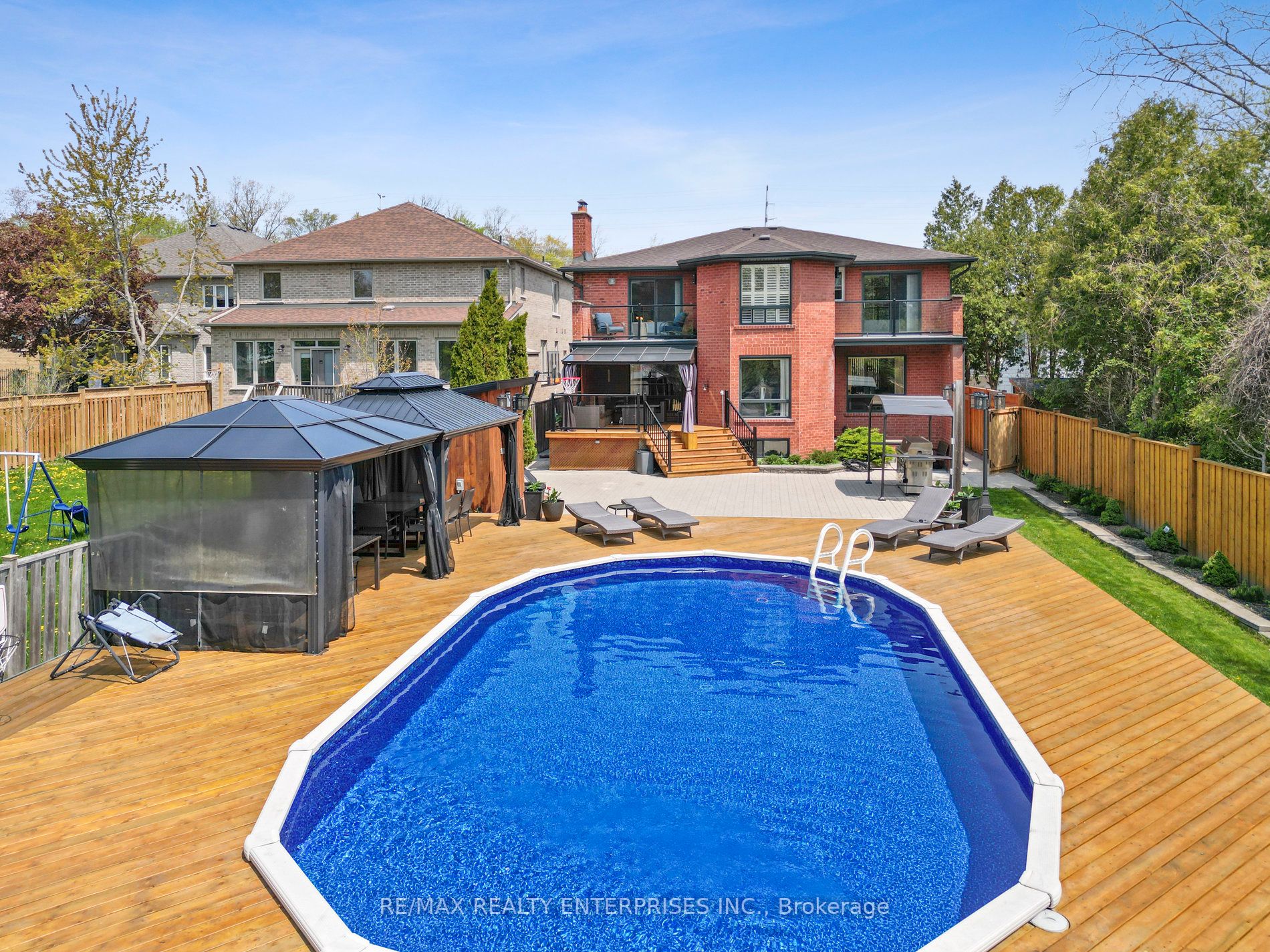 1414 Cawthra Rd