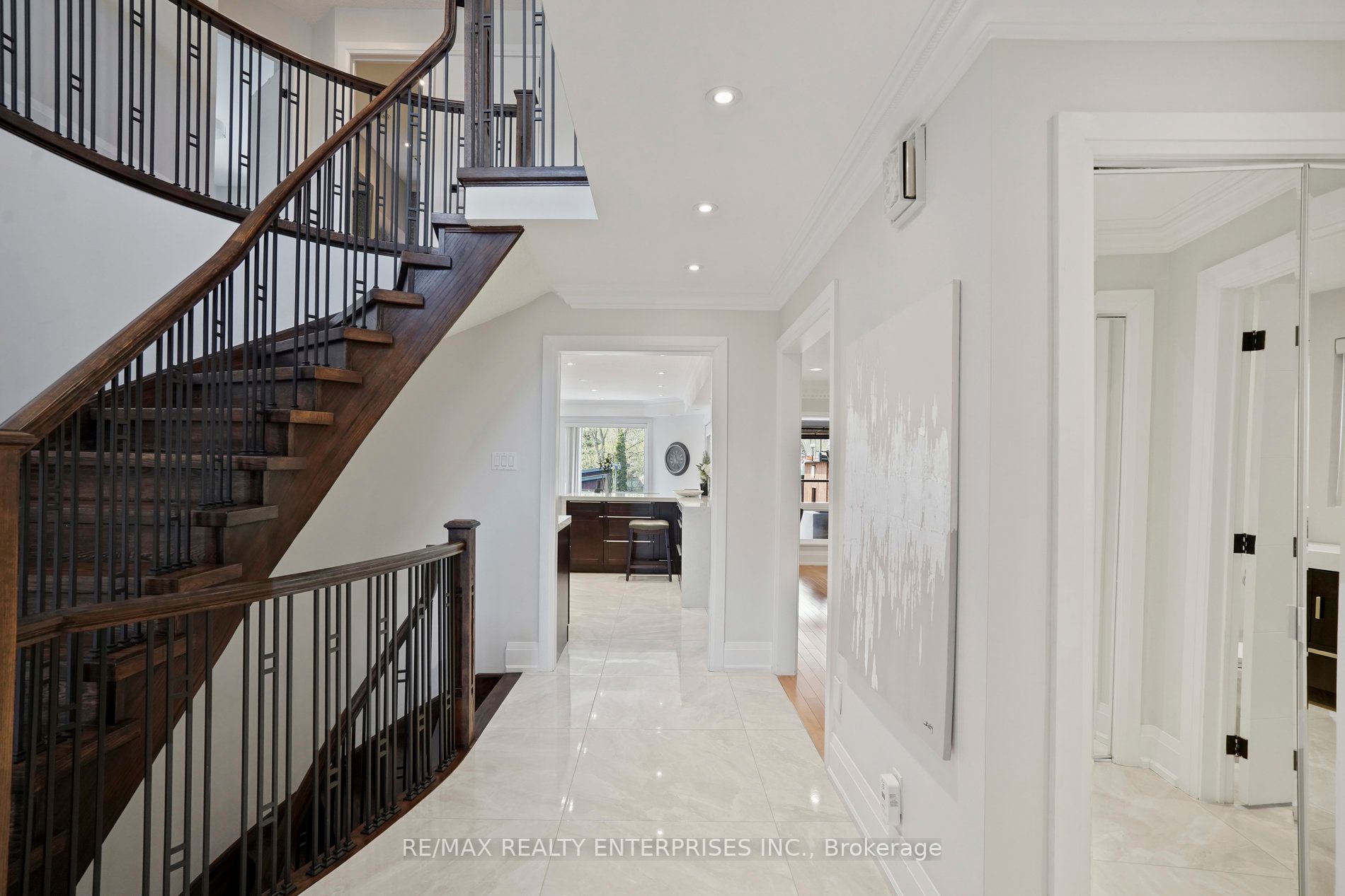 1414 Cawthra Rd