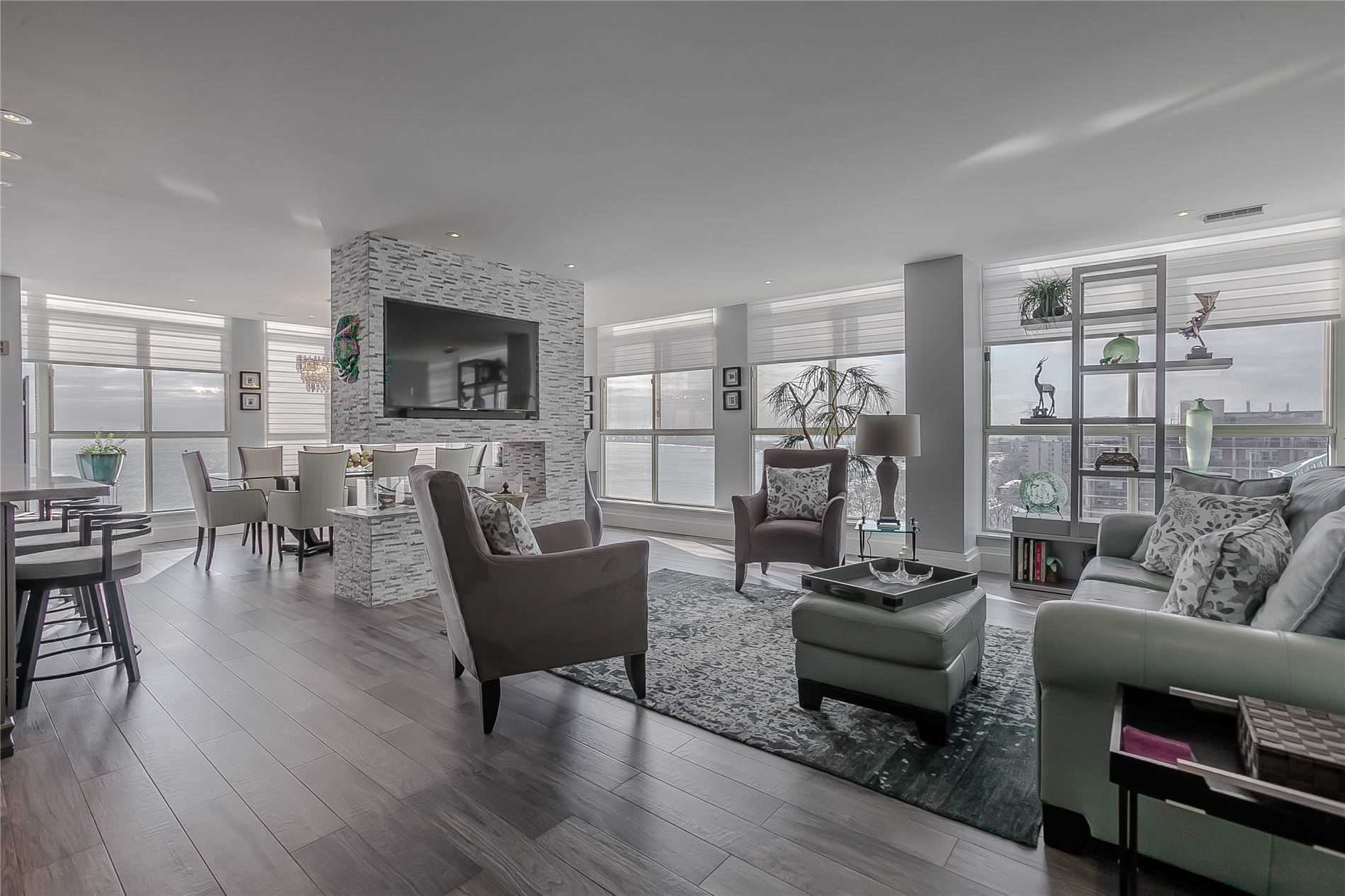 415 Locust St, #1103