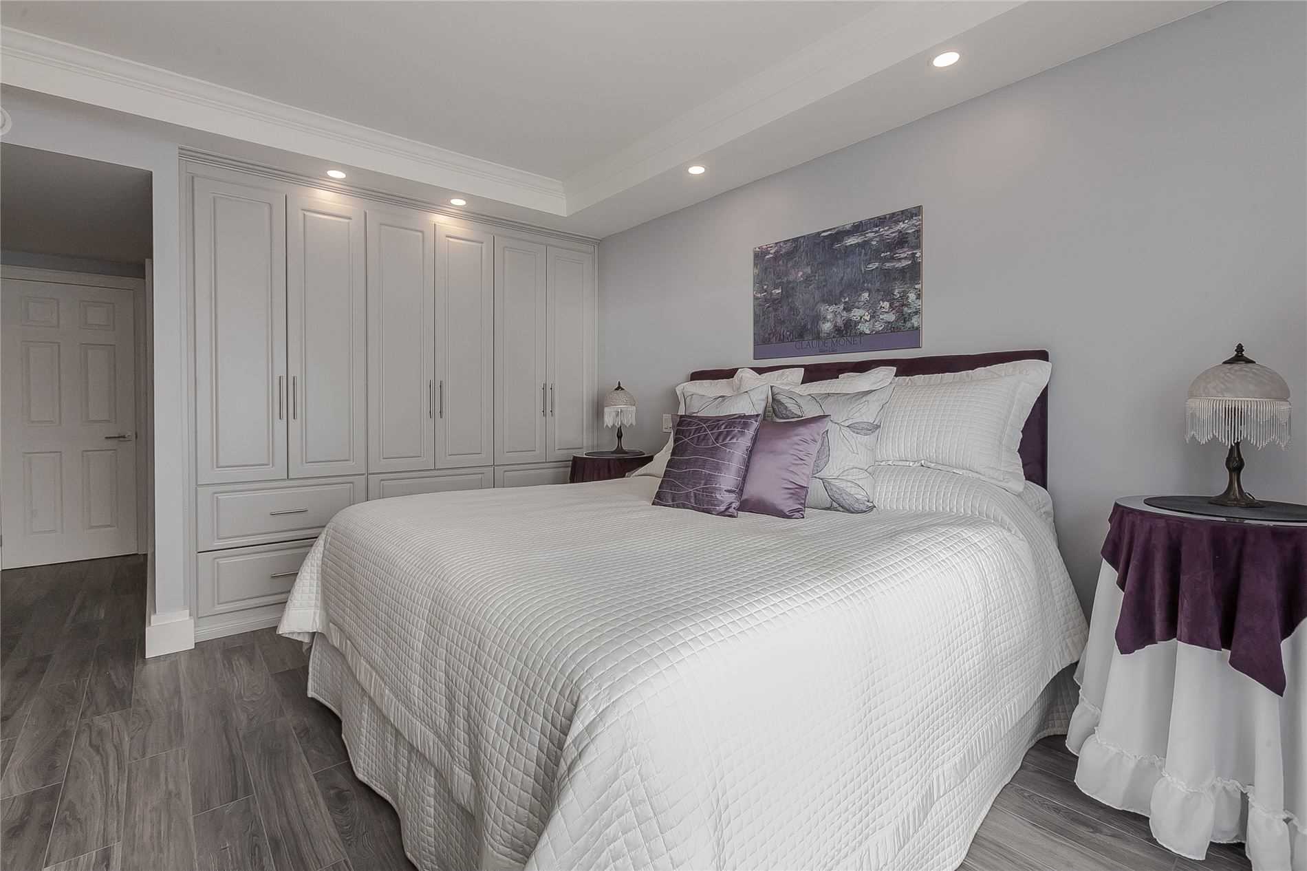 415 Locust St, #1103