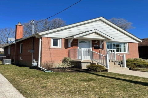 88 Yorkview Dr, Toronto