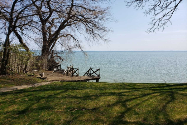 21 Second St, Oakville
