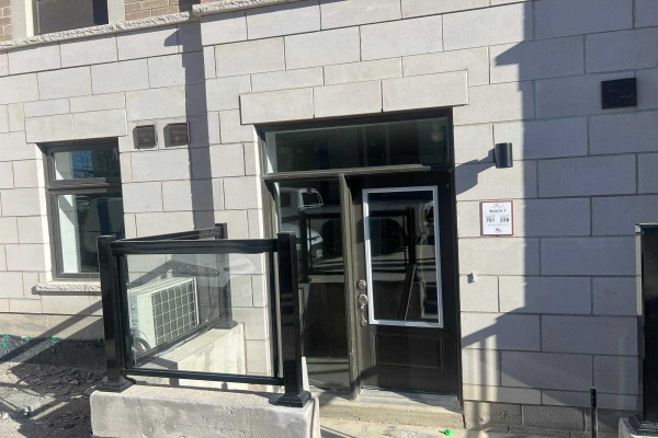 60 Halliford Pl, Brampton