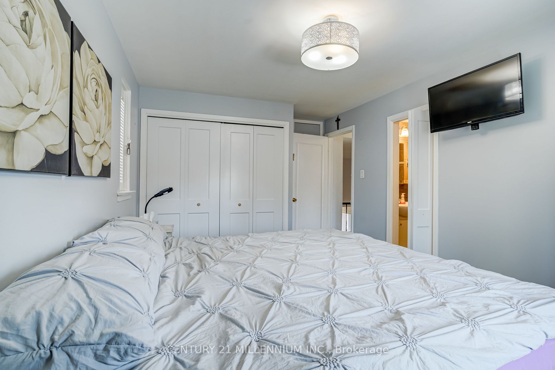 11 Alderway Ave