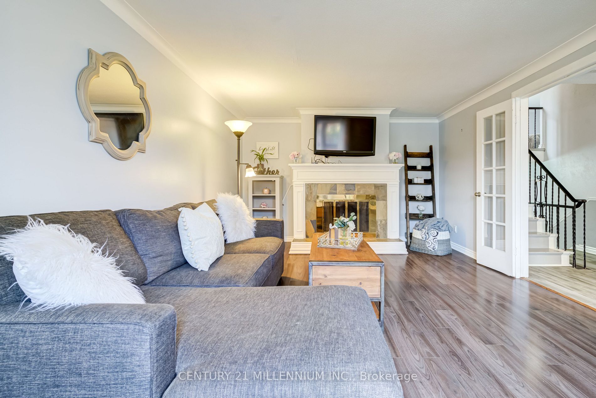 11 Alderway Ave