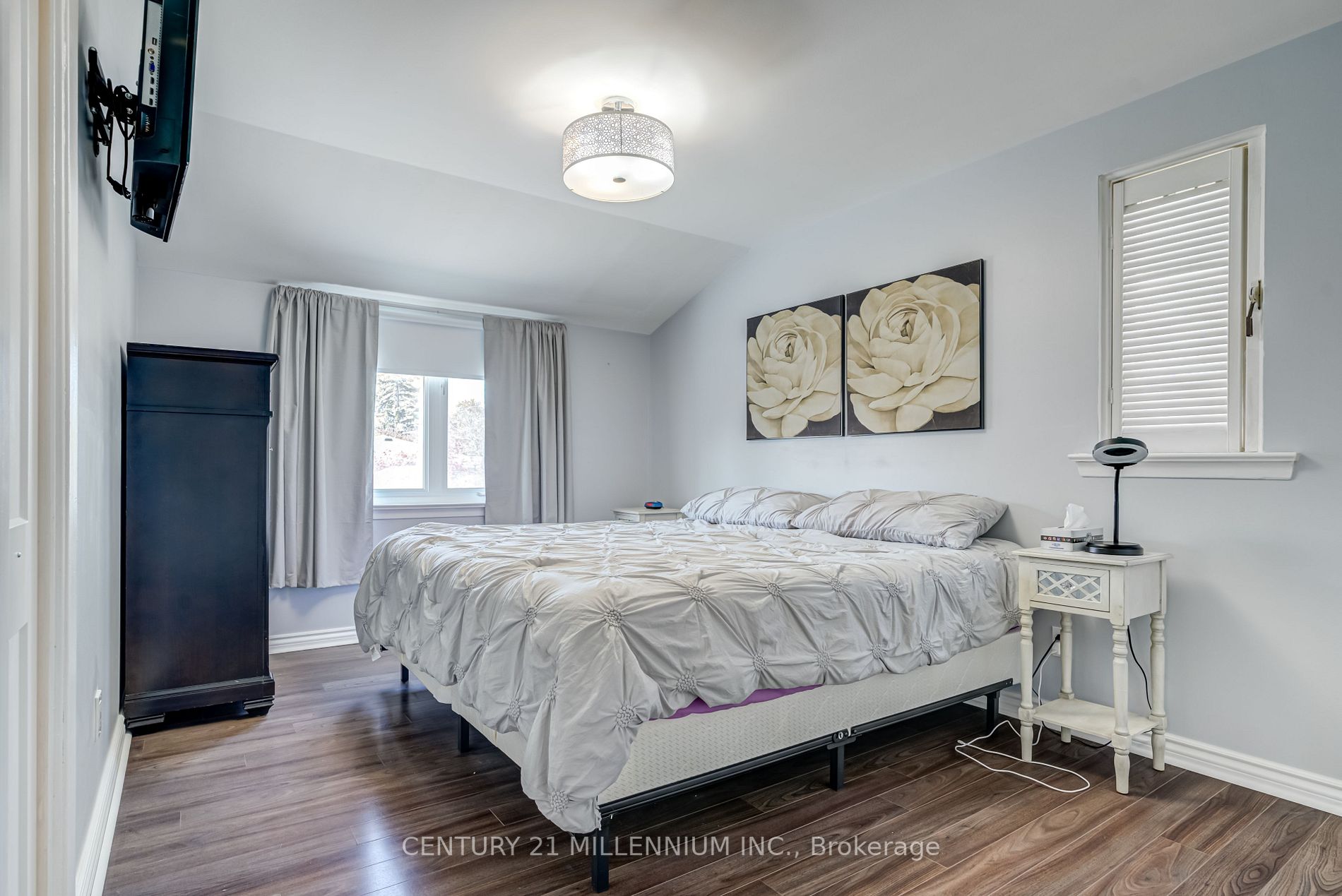 11 Alderway Ave