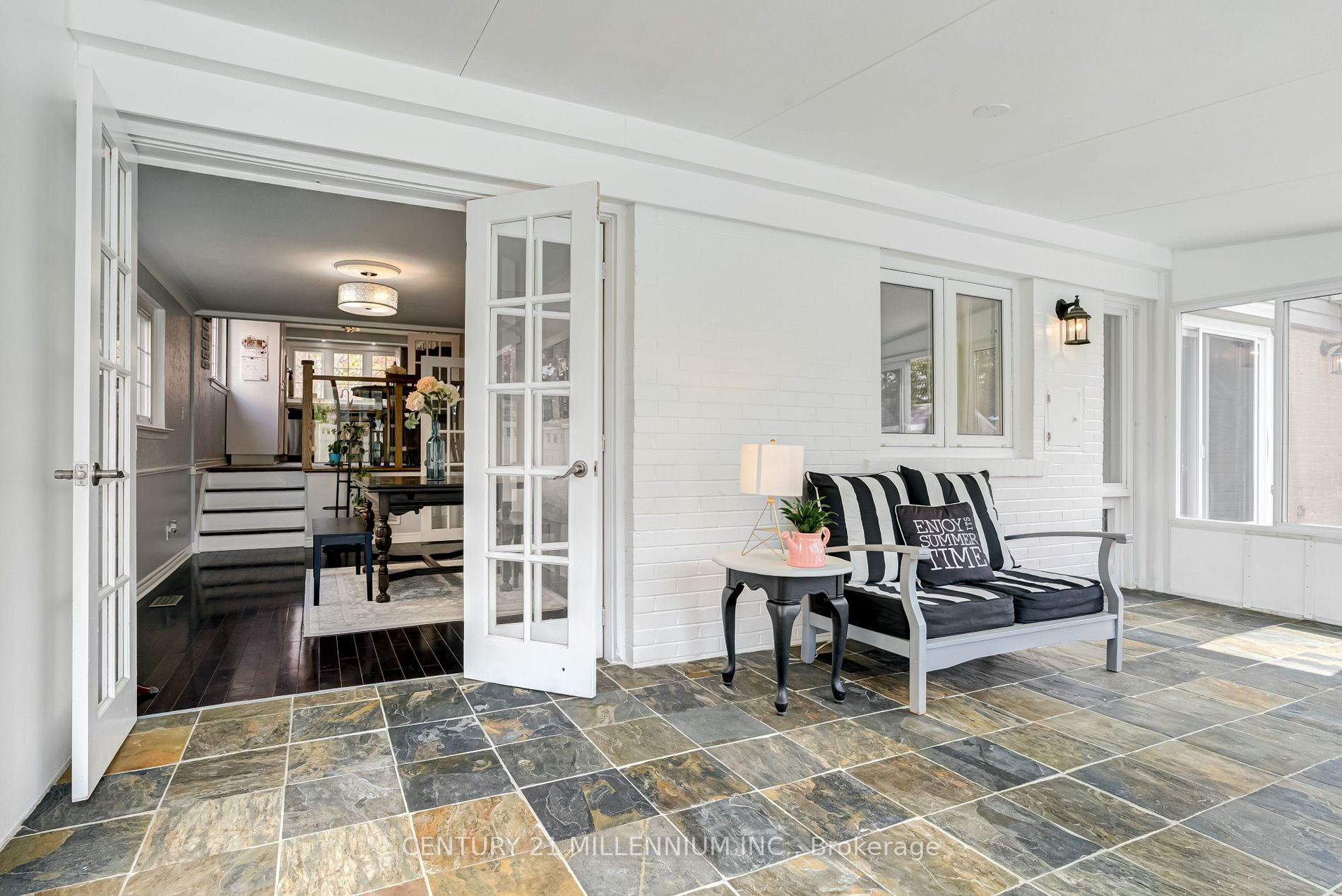 11 Alderway Ave