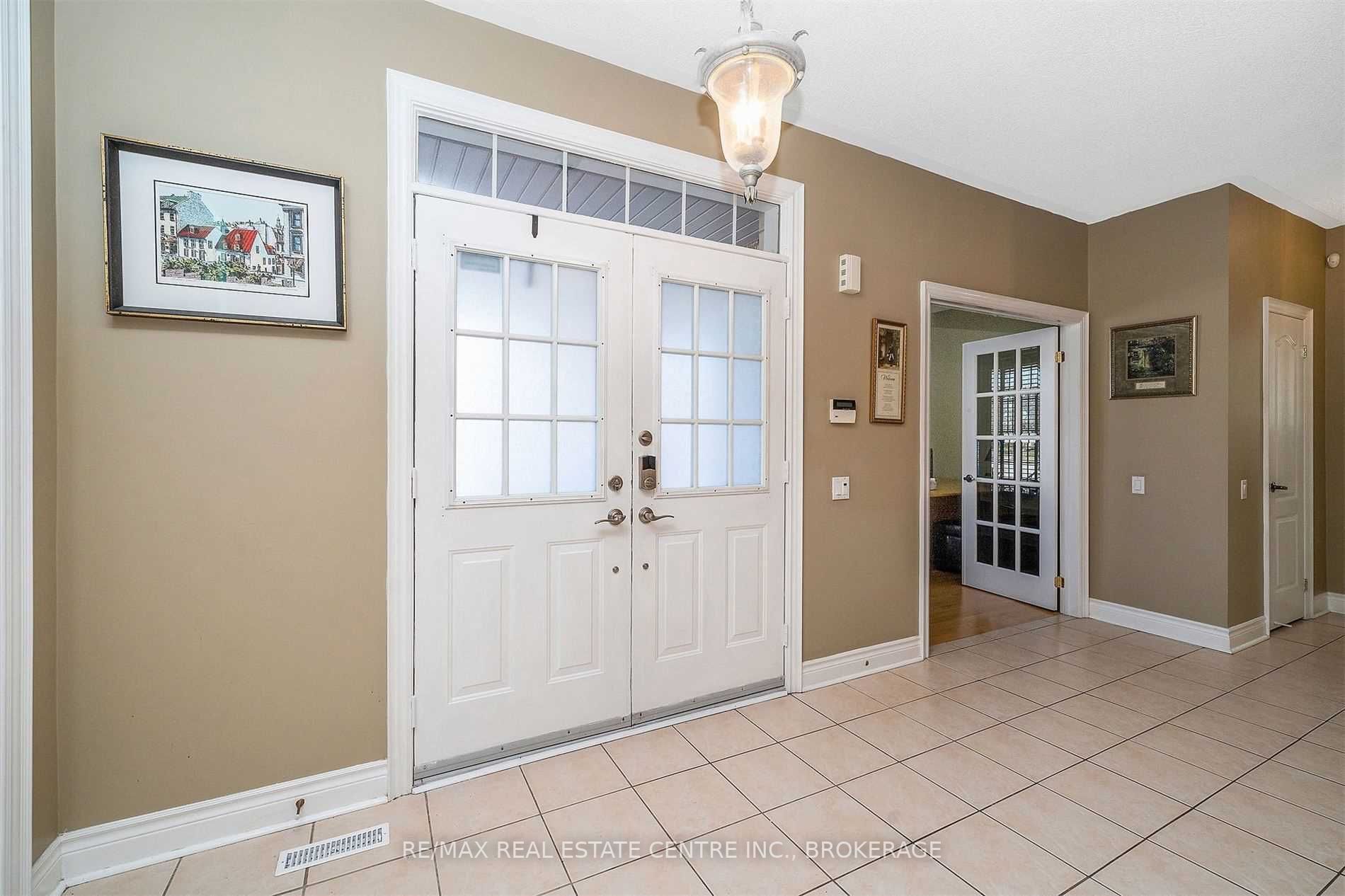 Listing W6002301 - Large Photo # 9