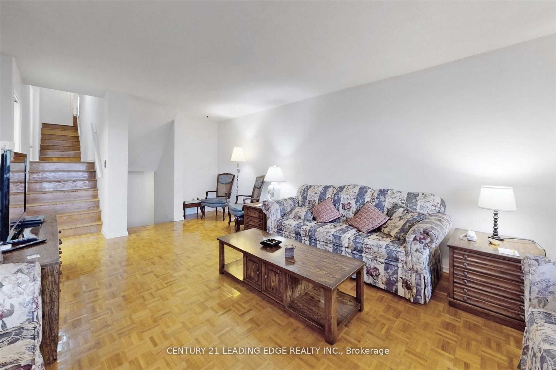 Listing W6002408 - Large Photo # 11