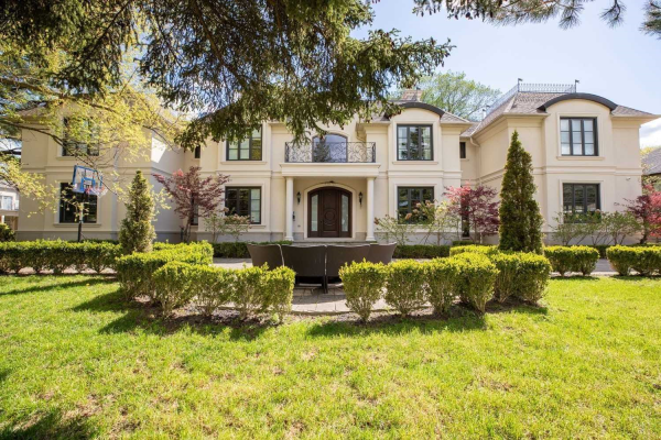 458 Meadow Wood Rd, Mississauga