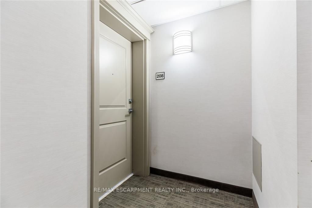 Listing W6002472 - Large Photo # 3
