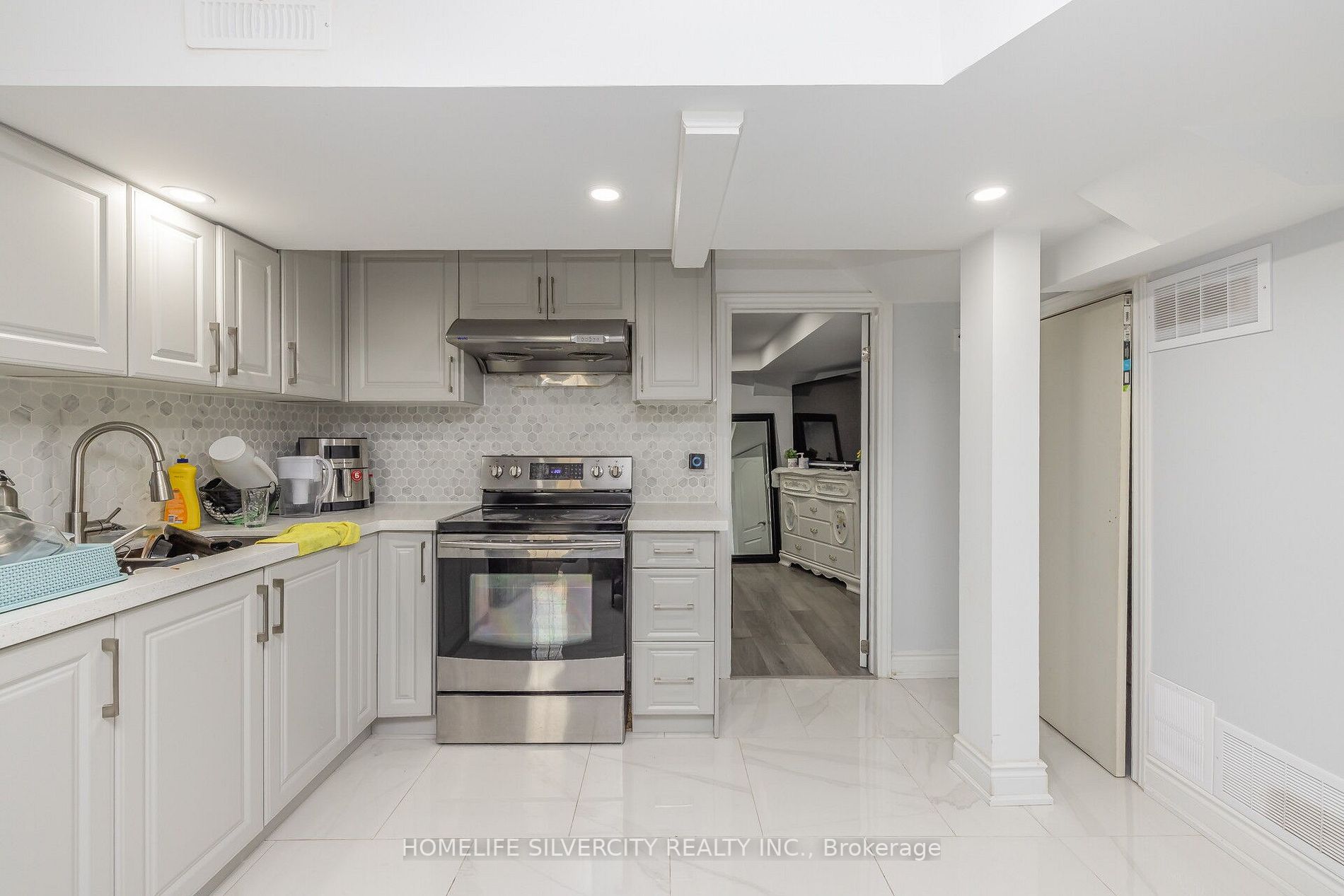61 Cutters Cres E