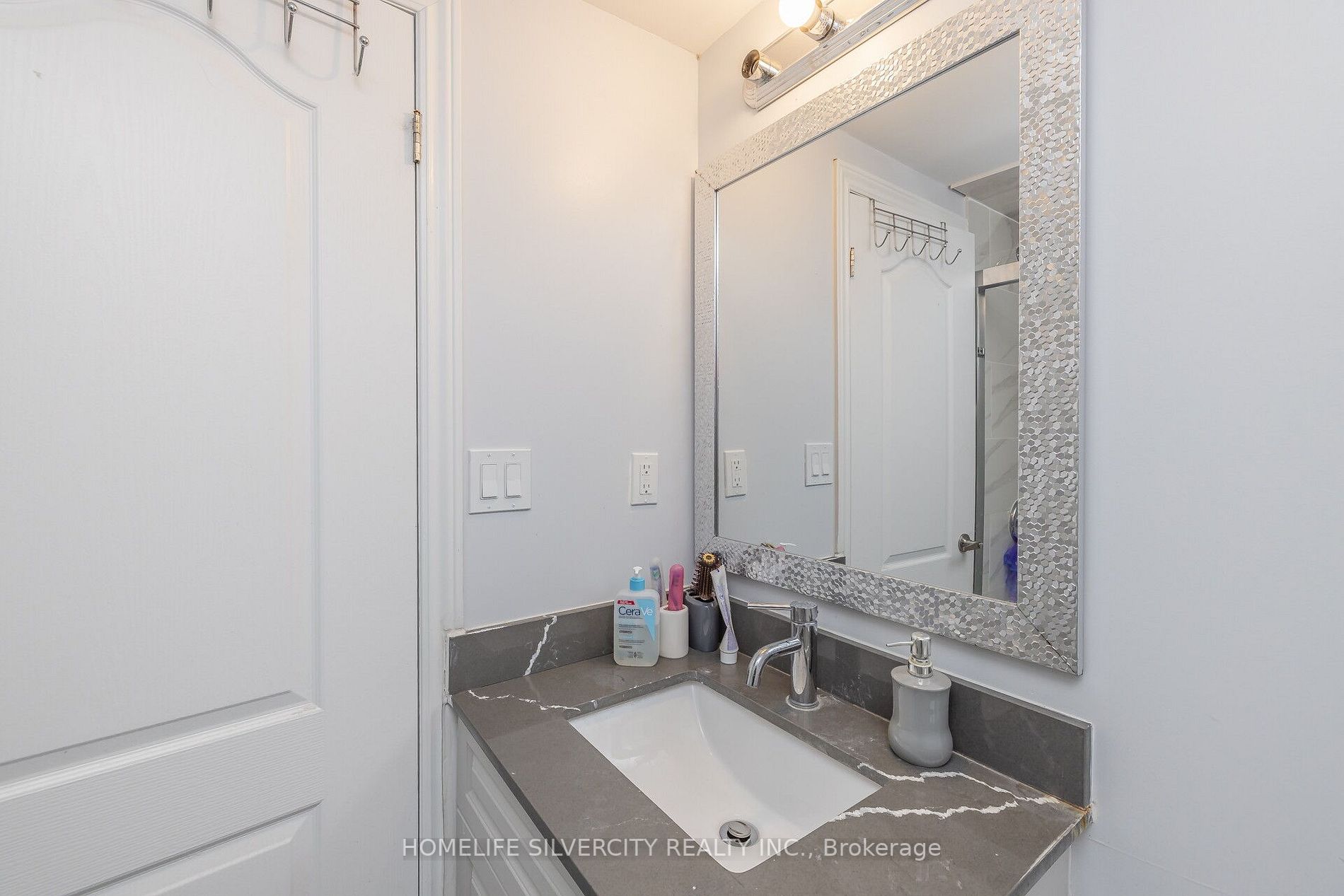 61 Cutters Cres E