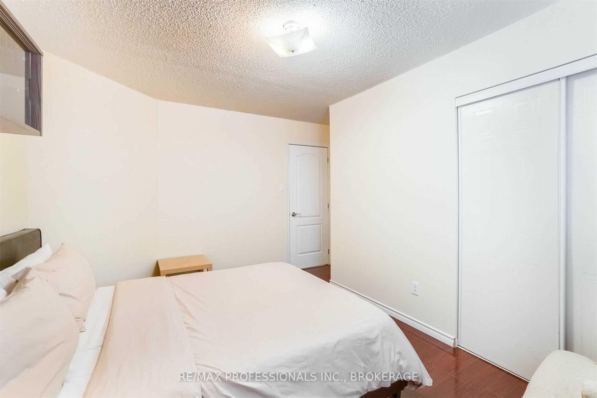 Listing W6002743 - Large Photo # 27