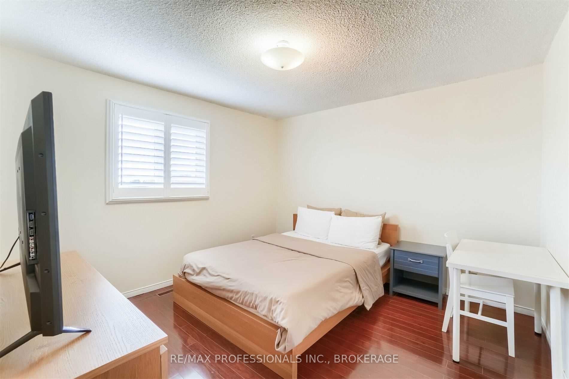 Listing W6002743 - Large Photo # 24