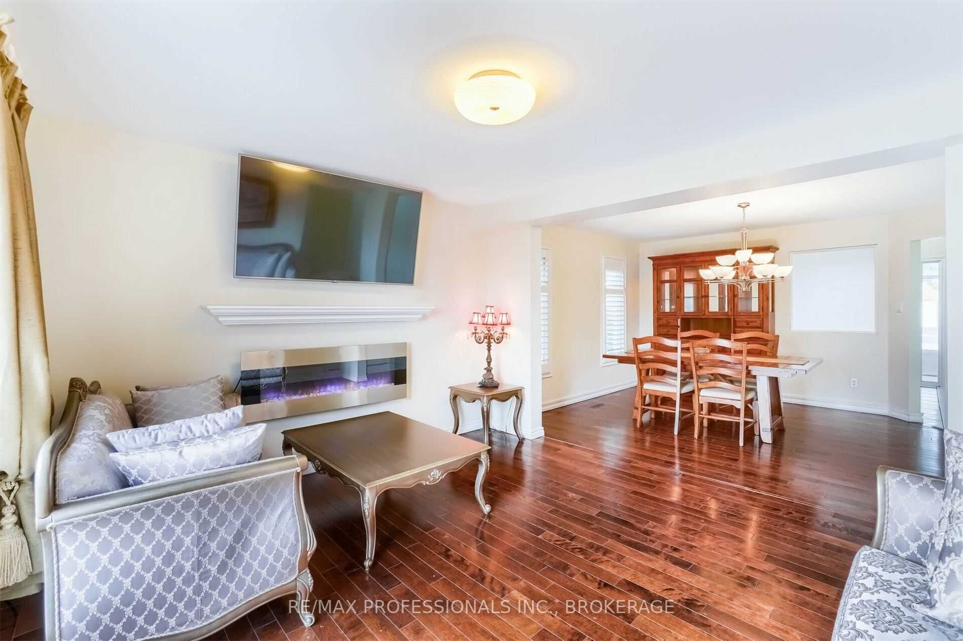 Listing W6002743 - Large Photo # 6