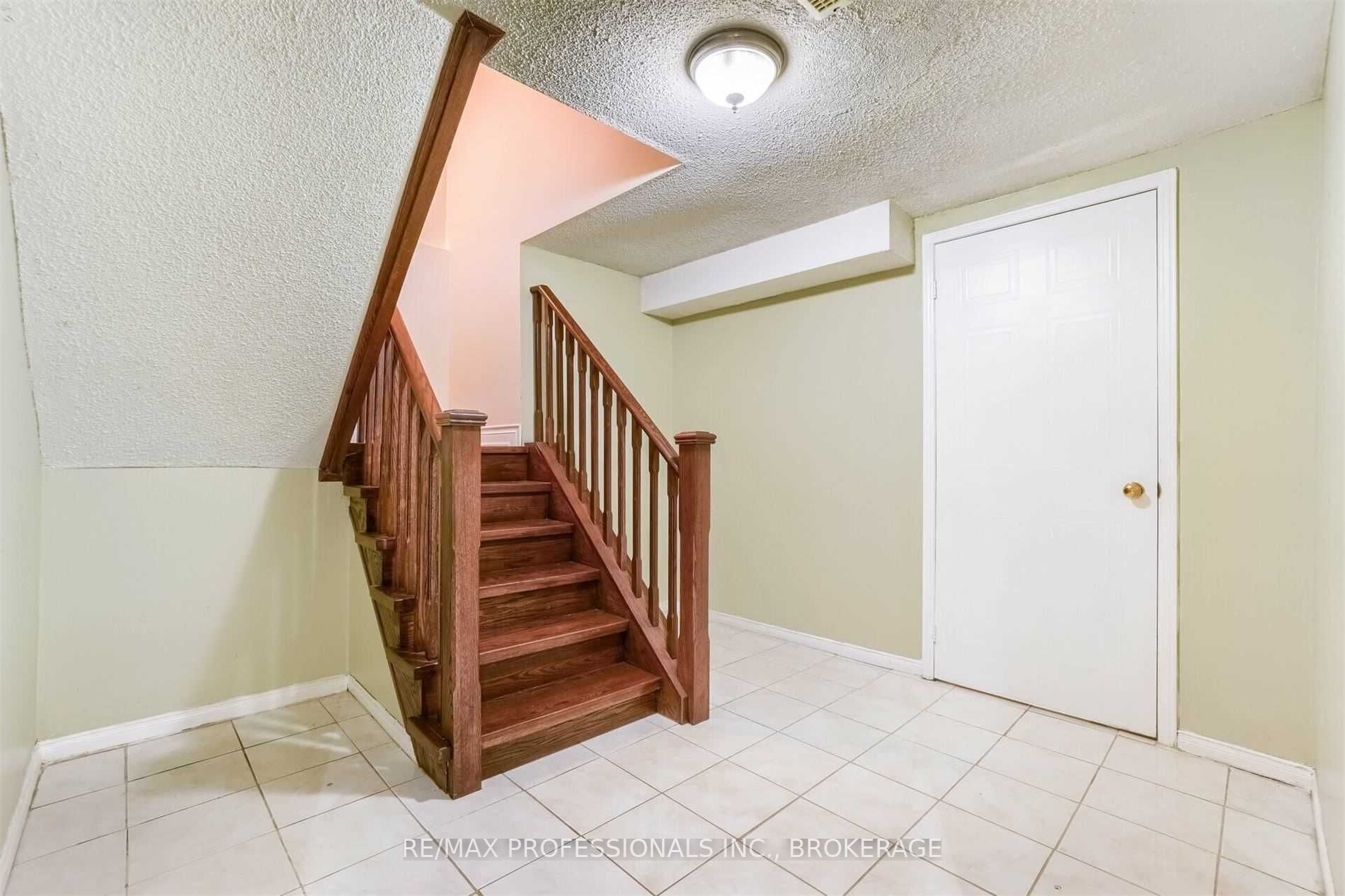 Listing W6002743 - Large Photo # 29