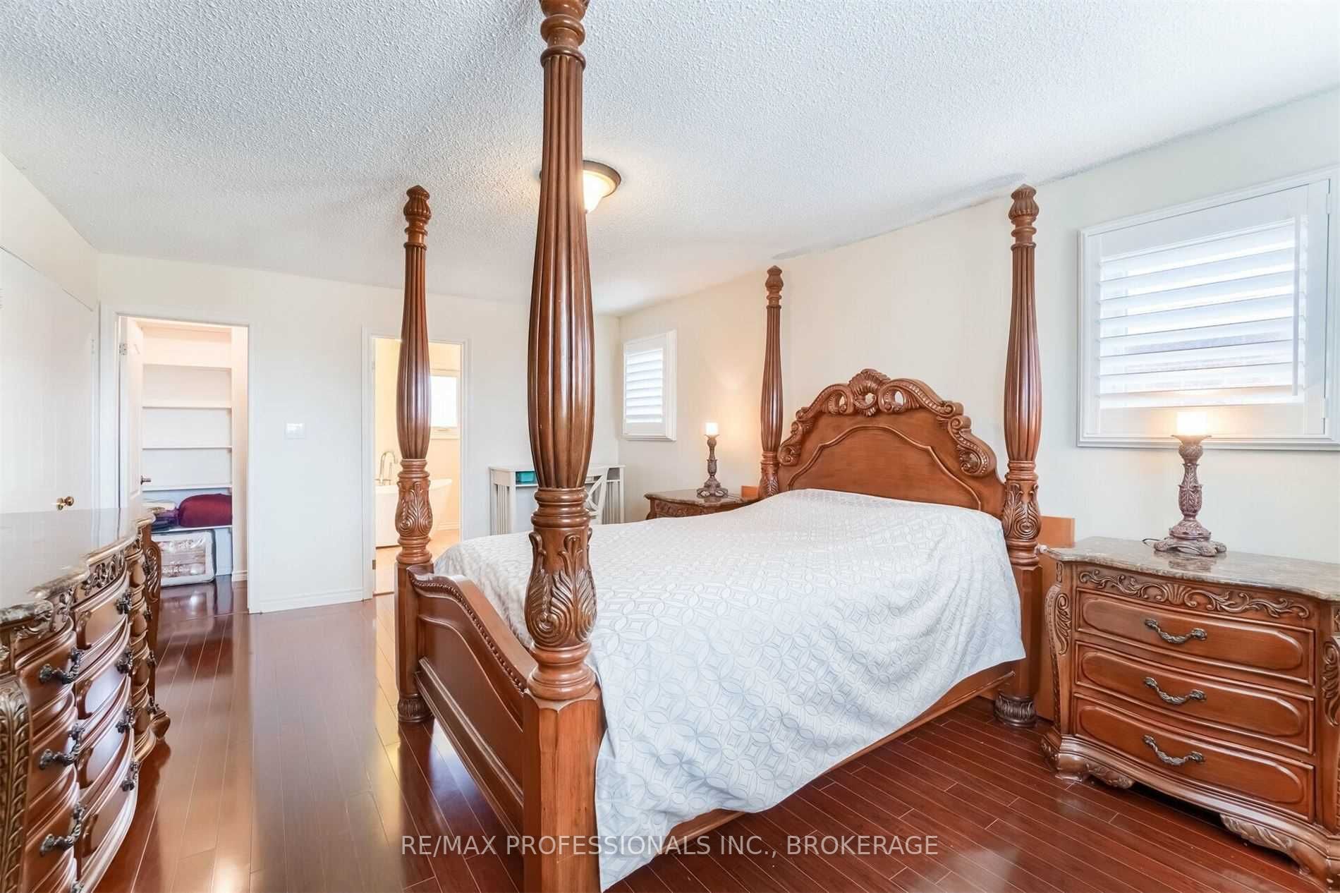 Listing W6002743 - Large Photo # 21