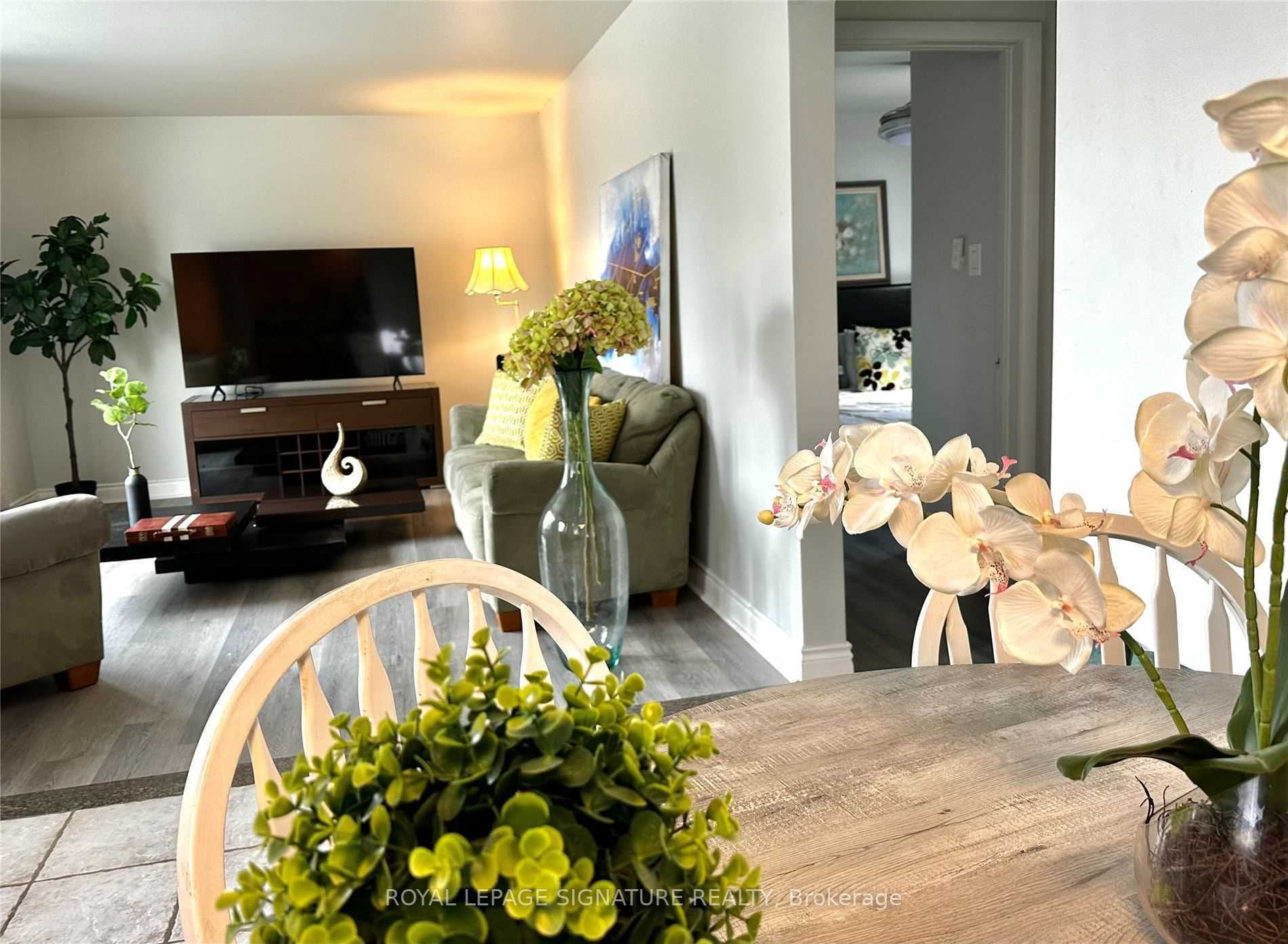 Listing W6002776 - Large Photo # 3