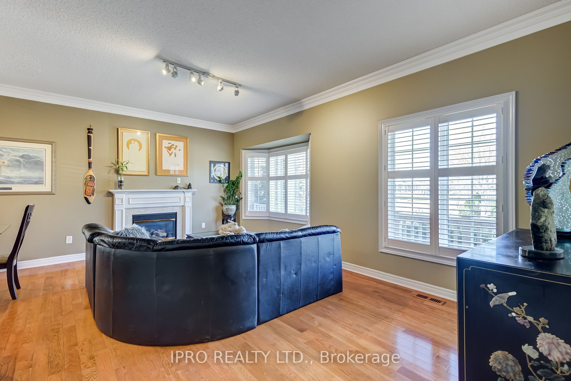 2 Orchard Park Gate, #12
