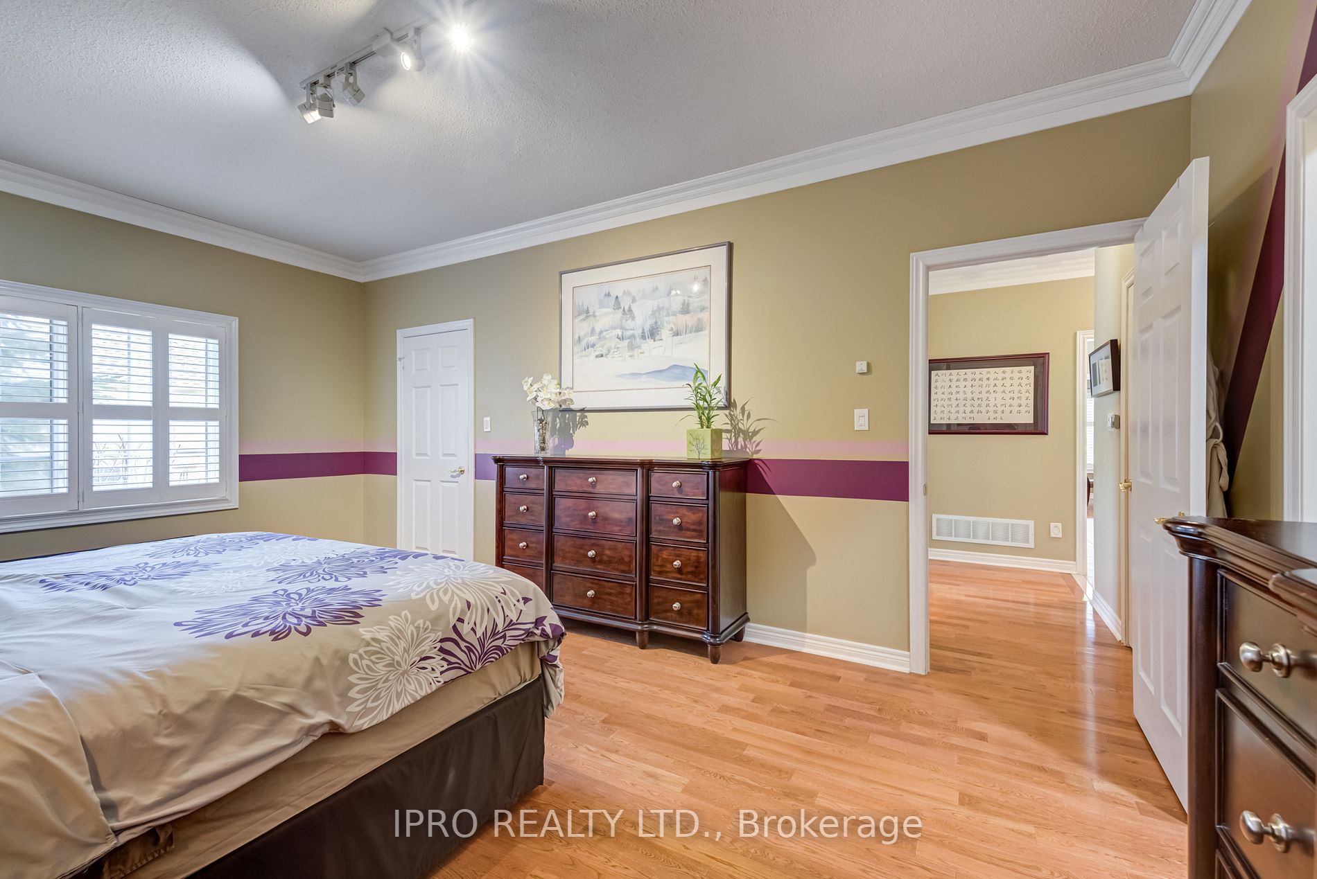 2 Orchard Park Gate, #12