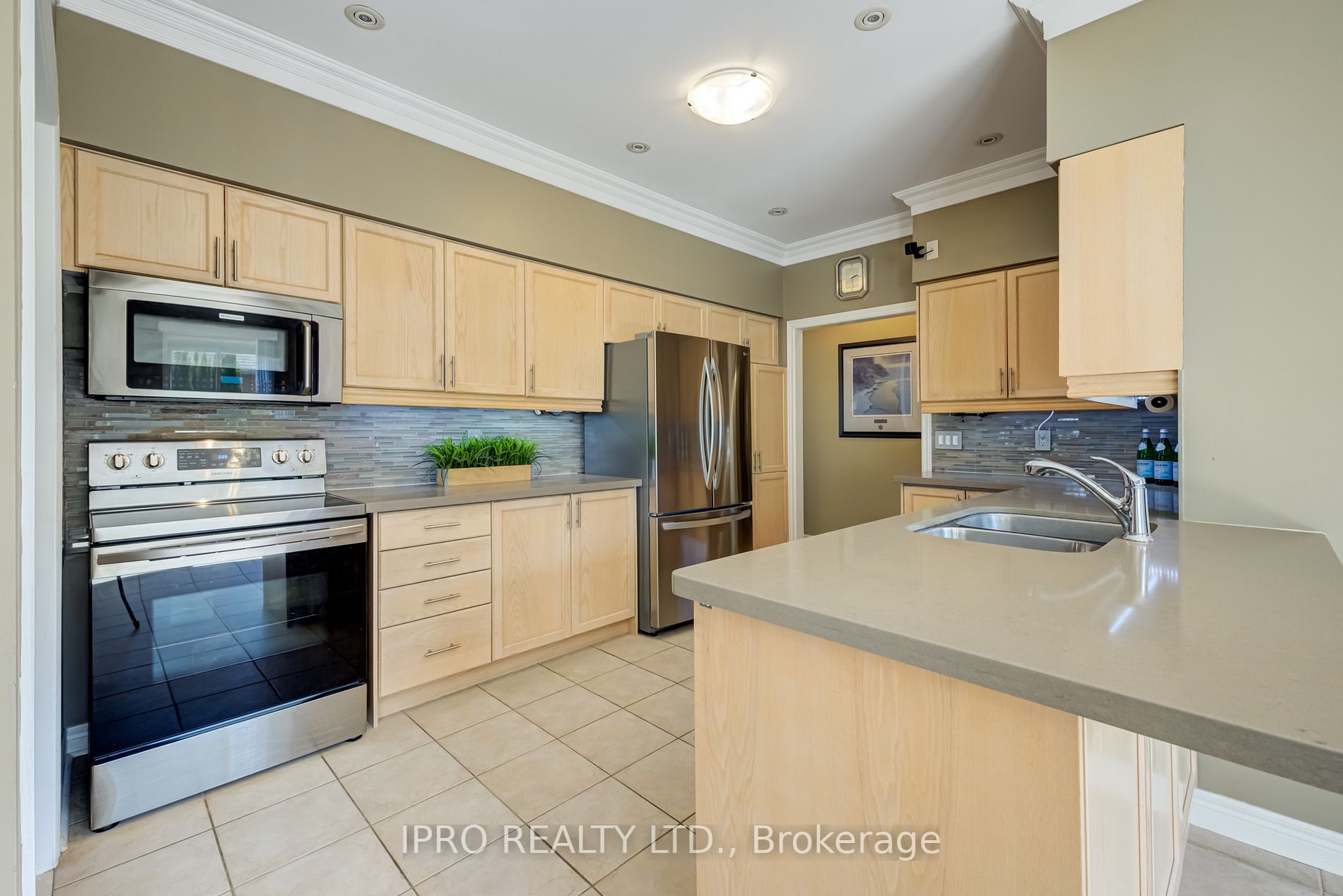 2 Orchard Park Gate, #12