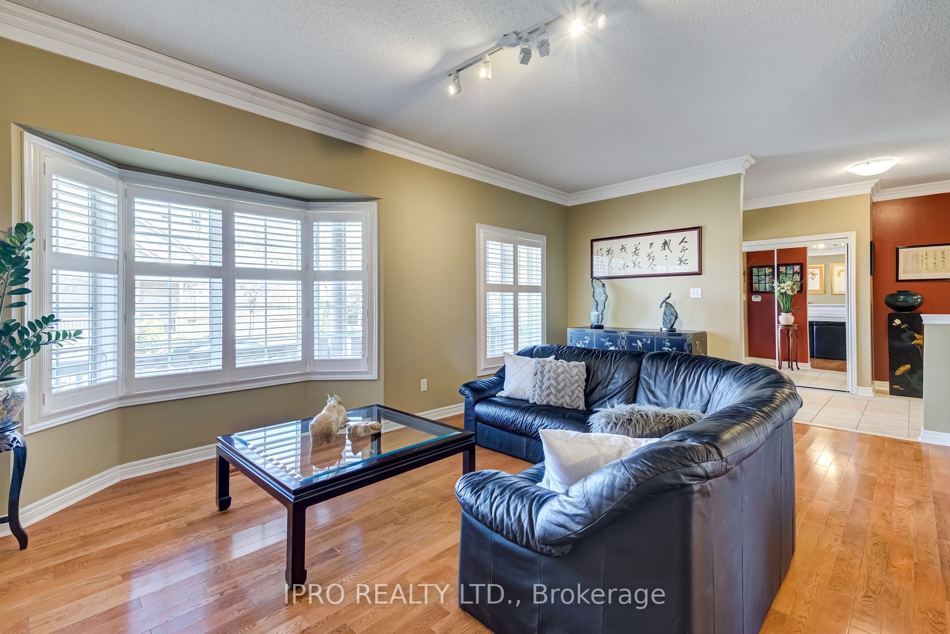 2 Orchard Park Gate, #12