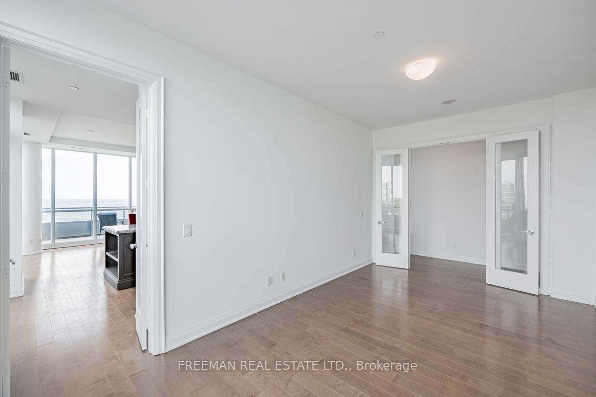 Listing W6003160 - Large Photo # 14