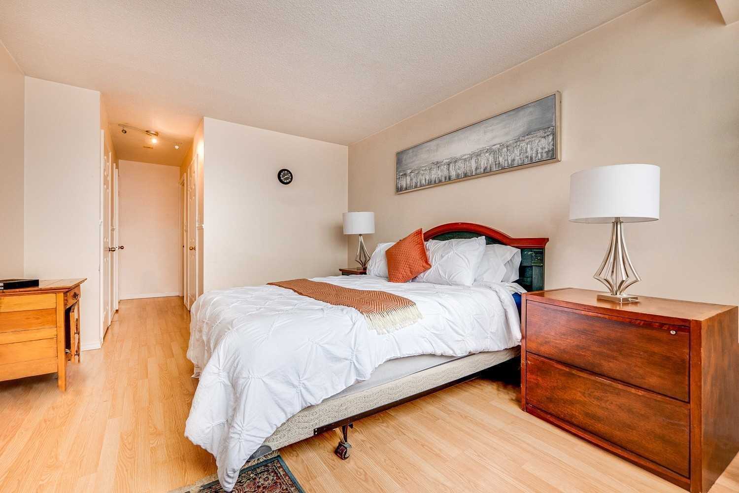 Listing W6003285 - Large Photo # 16