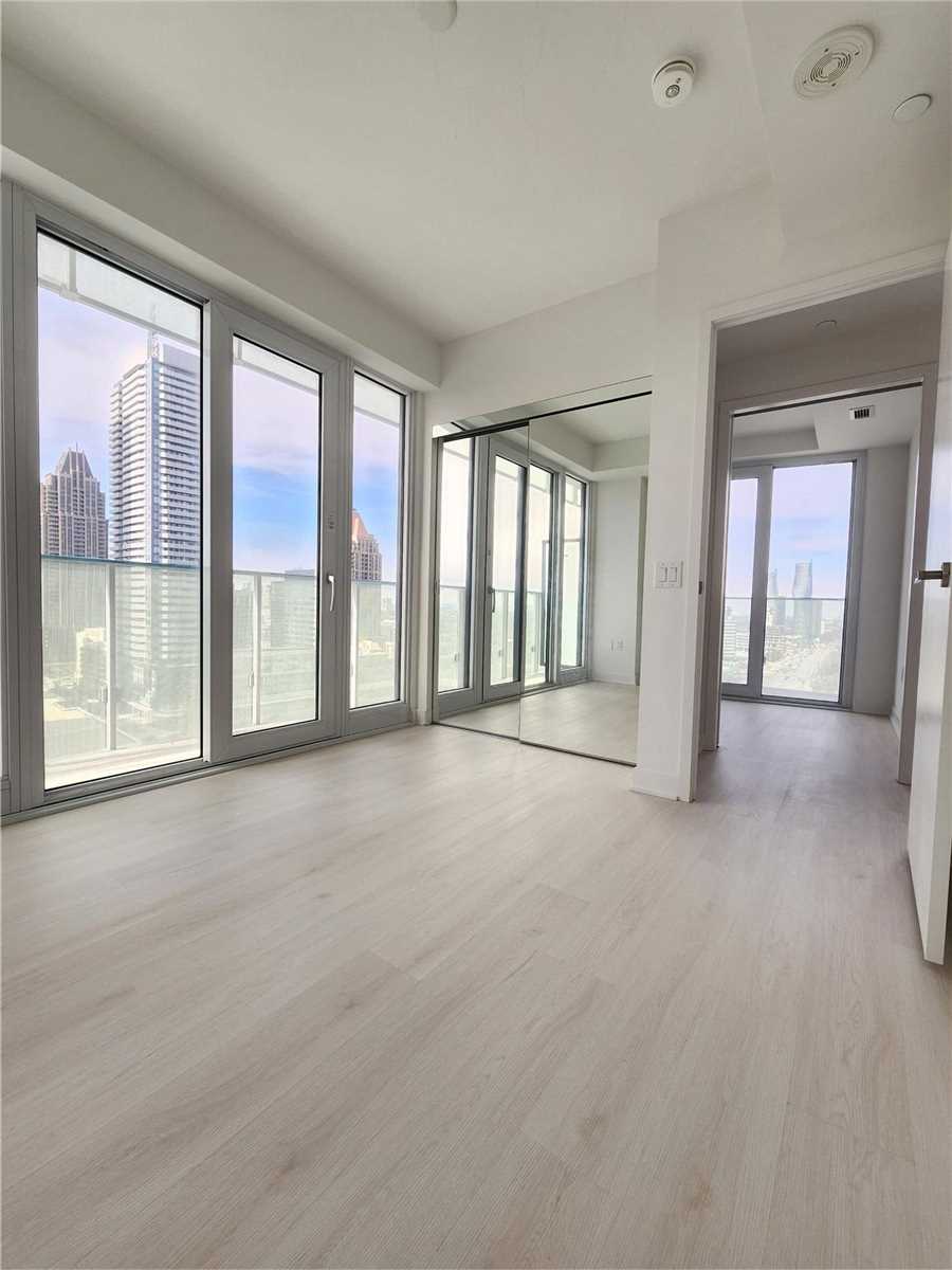 3900 Confederation Parkway #1411