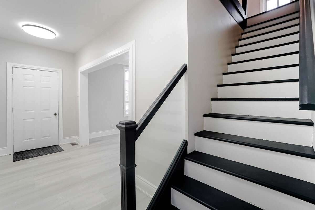 86 Mill St