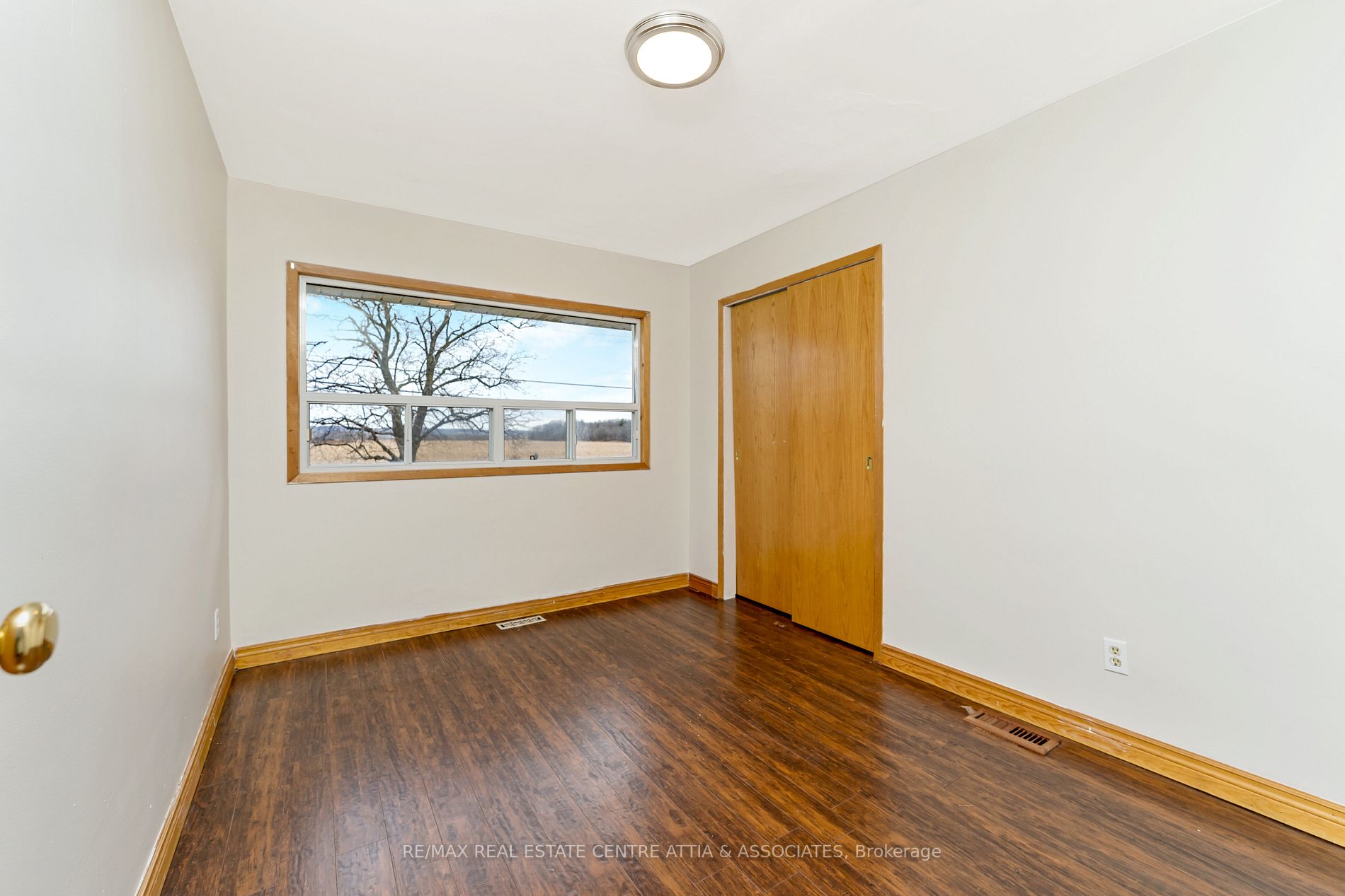 Listing W6003508 - Large Photo # 11