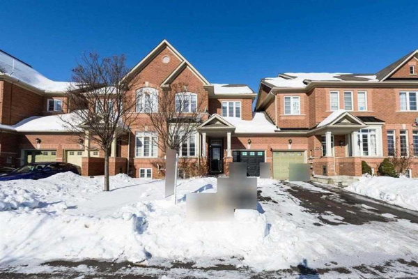 5592 Waterwind Cres, Mississauga